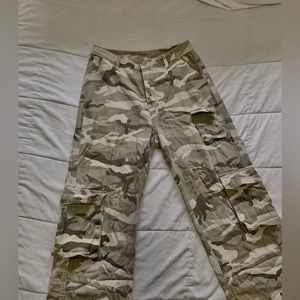 Women’s cute gray camo cargo pants